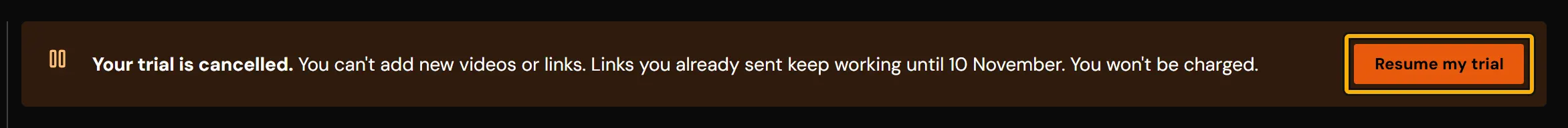 The orange "Your trial is cancelled" banner at the top of the dashboard with its Resume my trial button